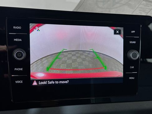 New 2026 Volkswagen Jetta SE FWD image 13