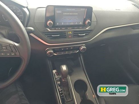 Used 2023 Nissan Altima 2.5 S FWD image 13