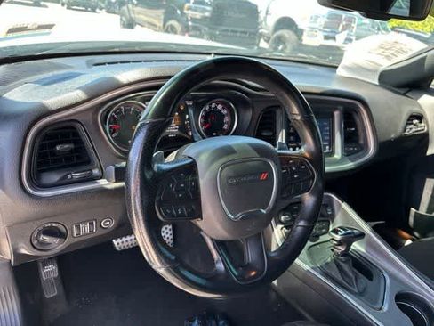 Used 2022 Dodge Challenger R/T RWD image 6
