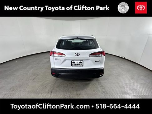 Used 2024 Toyota Corolla Cross S image 4