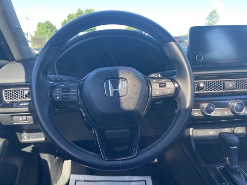 Used 2023 Honda Civic EX image 24
