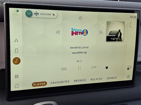 New 2025 Land Rover Defender 110 S image 12