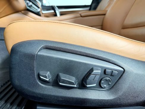Used 2014 BMW 535d Sedan RWD image 32