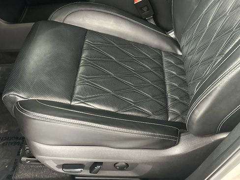Certified 2021 Nissan Rogue Platinum AWD/4WD image 12