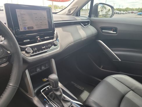 Certified 2023 Toyota Corolla Cross XLE w/ Convenience Package FWD image 24