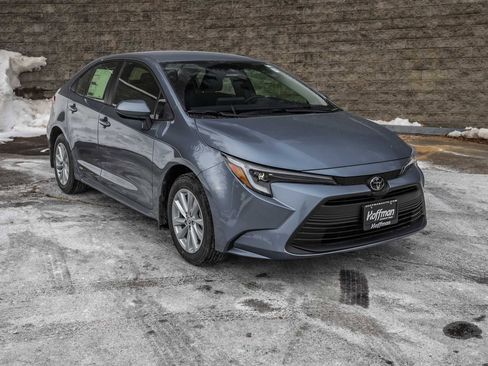 New 2026 Toyota Corolla LE w/ LE Premium Package image 2