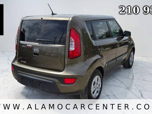 Used 2013 Kia Soul FWD image 5