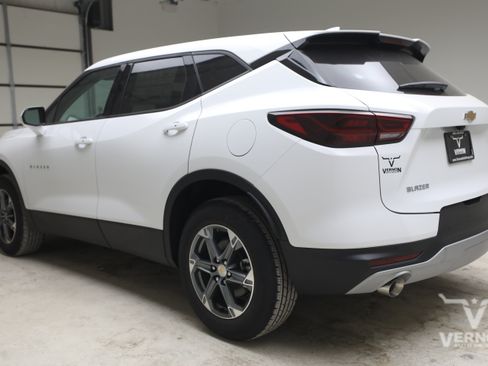New 2026 Chevrolet Blazer LT FWD image 3