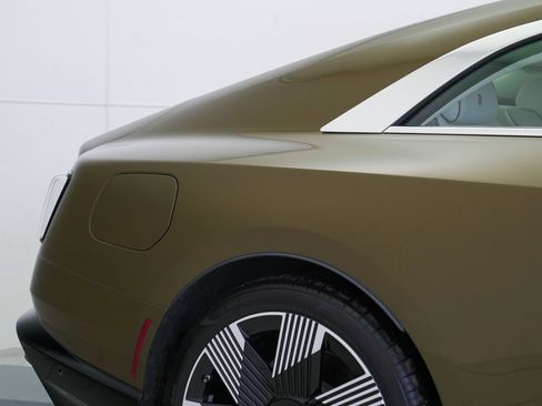 Certified 2024 Rolls-Royce Spectre w/ Spectre Launch Package image 7