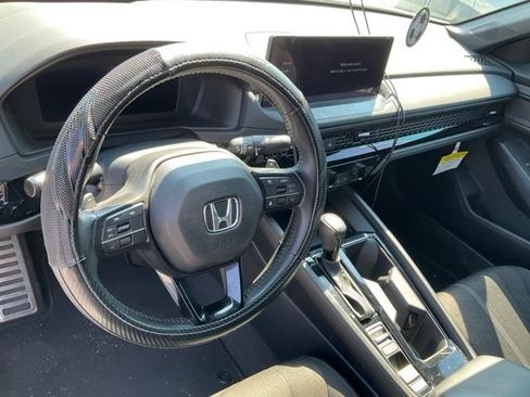Used 2024 Honda Accord Sport image 12