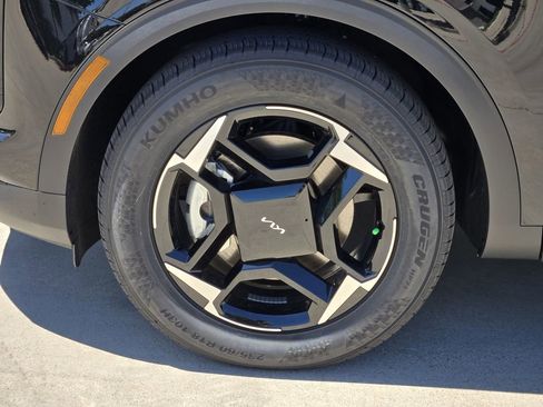 New 2026 Kia Sportage EX FWD image 9