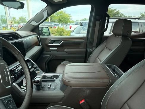 Used 2026 GMC Sierra 1500 Denali AWD/4WD image 9