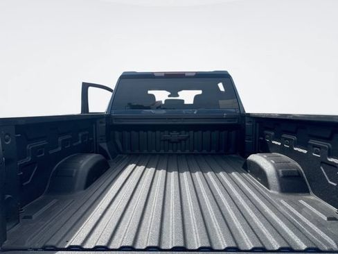 Used 2025 Chevrolet Silverado 2500 LT w/ Convenience Package AWD/4WD image 24