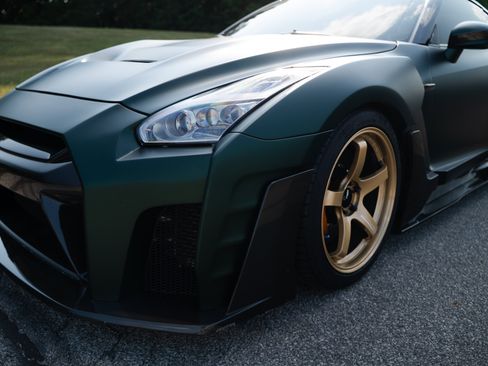 Used 2012 Nissan GT-R Premium AWD/4WD image 15