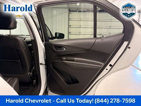 Used 2020 Chevrolet Equinox Premier AWD/4WD image 8