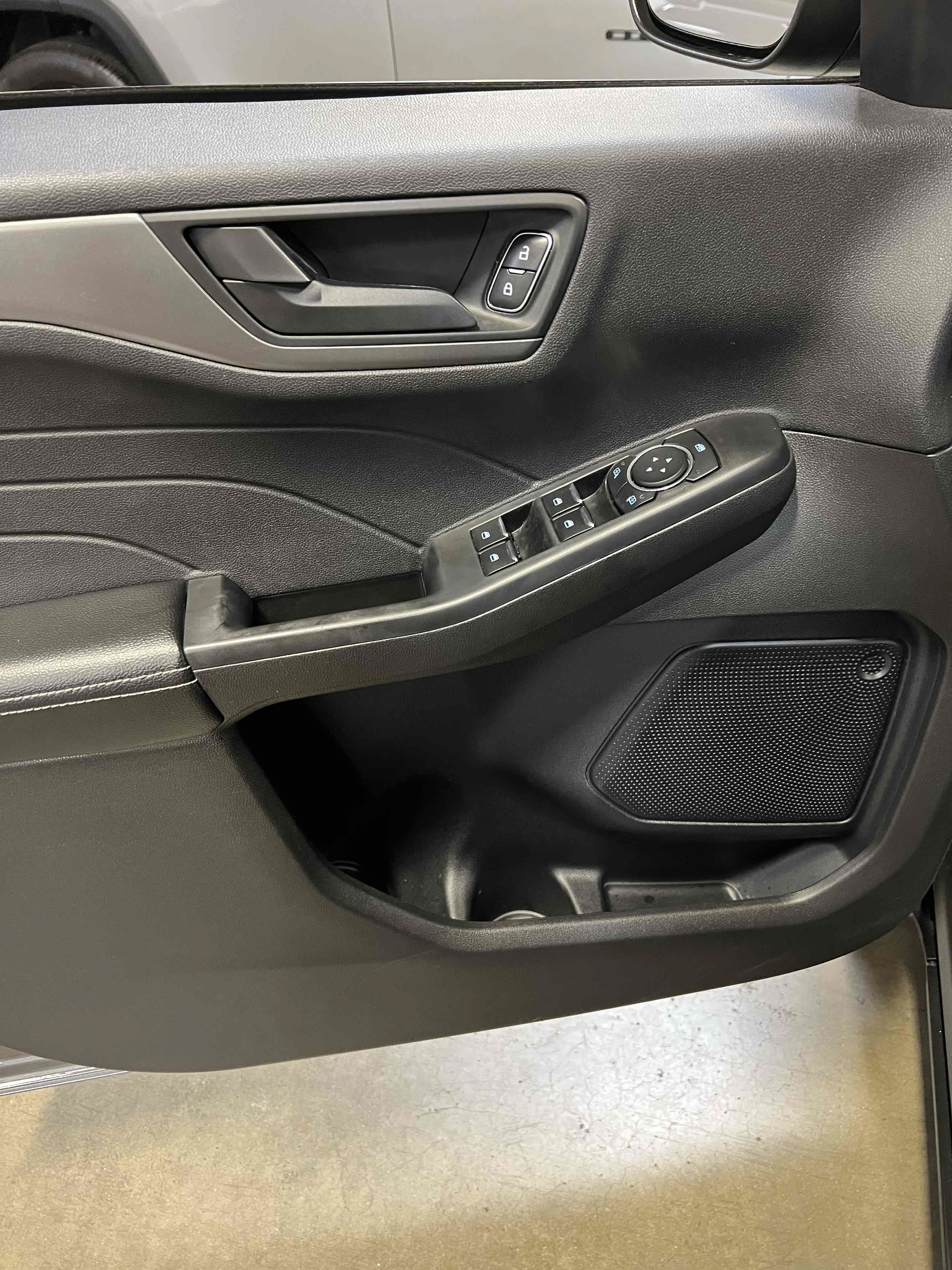 Used 2023 Ford Escape Active FWD image 75