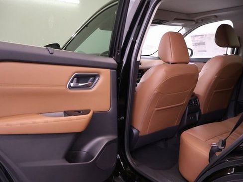 New 2026 Nissan Rogue Platinum AWD/4WD image 25