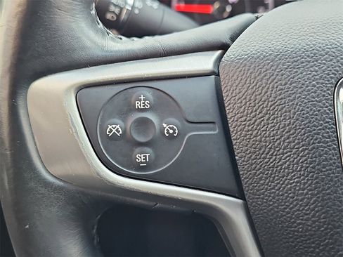 Used 2017 GMC Acadia SLE w/ Driver Alert Package I image 18