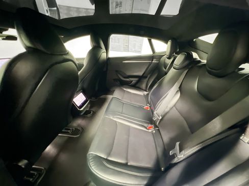 Used 2022 Tesla Model S AWD/4WD image 28