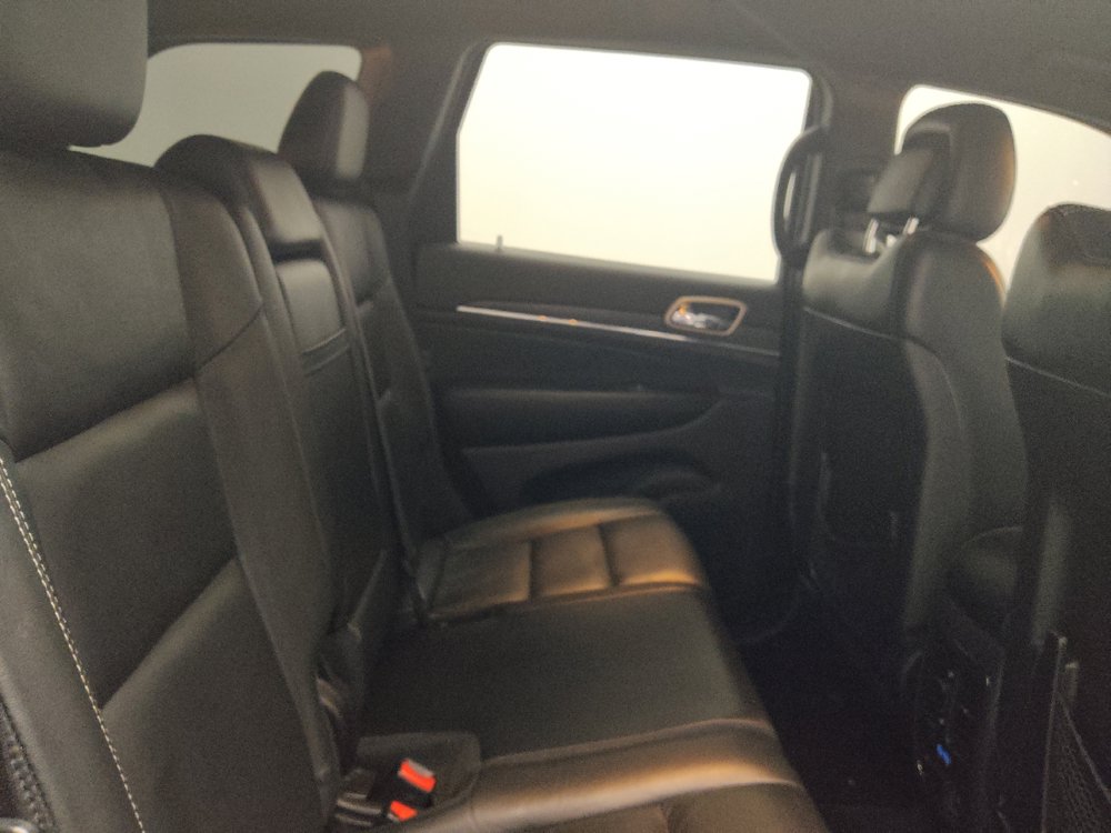 Used 2017 Jeep Grand Cherokee Limited AWD/4WD image 19