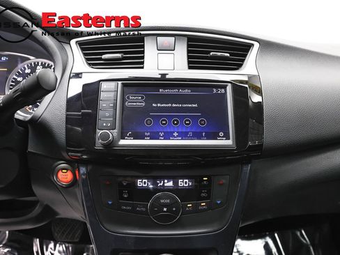 Used 2019 Nissan Sentra SR FWD image 12