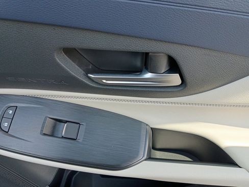 Used 2026 Nissan Sentra SL w/ Floor Mat Package FWD image 31