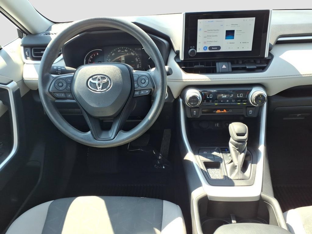 Used 2024 Toyota RAV4 XLE w/ Convenience Package FWD image 13