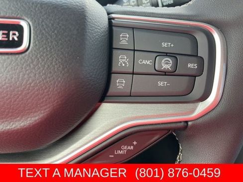 New 2026 Jeep Grand Wagoneer L 4WD w/ Premium Group I image 30