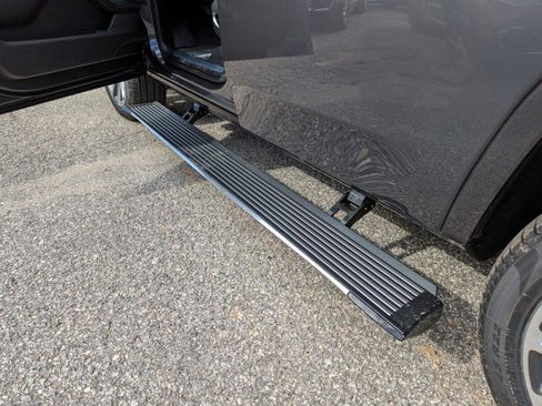 New 2024 Jeep Grand Wagoneer Series I w/ Convenience Group III image 5