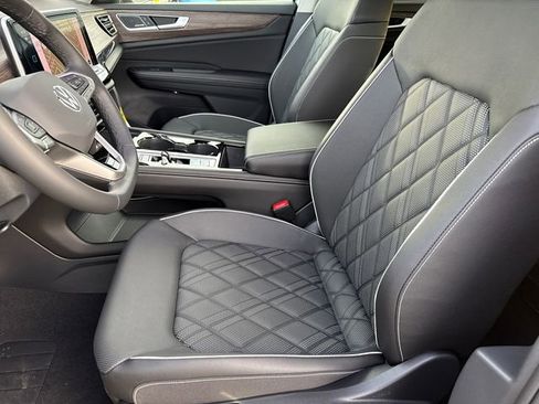 New 2026 Volkswagen Atlas SEL Premium R-Line image 39