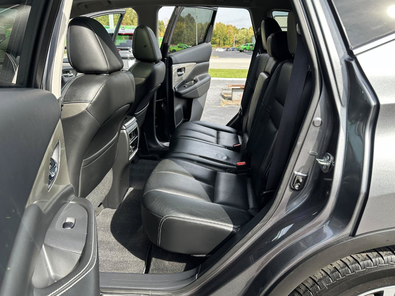 Used 2015 Nissan Murano Platinum AWD/4WD image 29