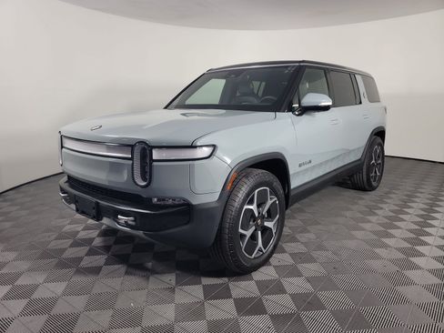 Used 2024 Rivian R1S Adventure AWD/4WD image 1