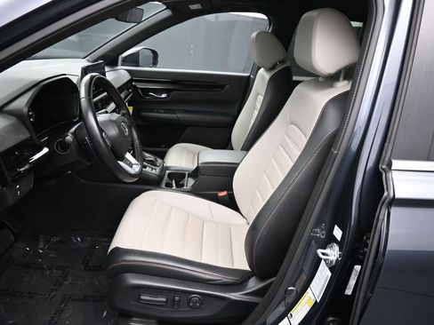 Certified 2025 Honda CR-V Sport Touring image 19
