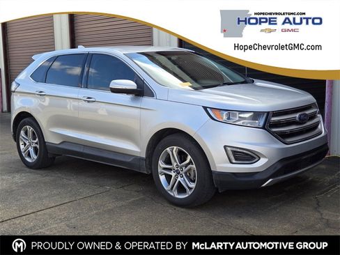 Used 2018 Ford Edge Titanium image 1