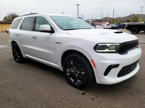 Used 2022 Dodge Durango R/T w/ Hemi Orange Plus Package image 3