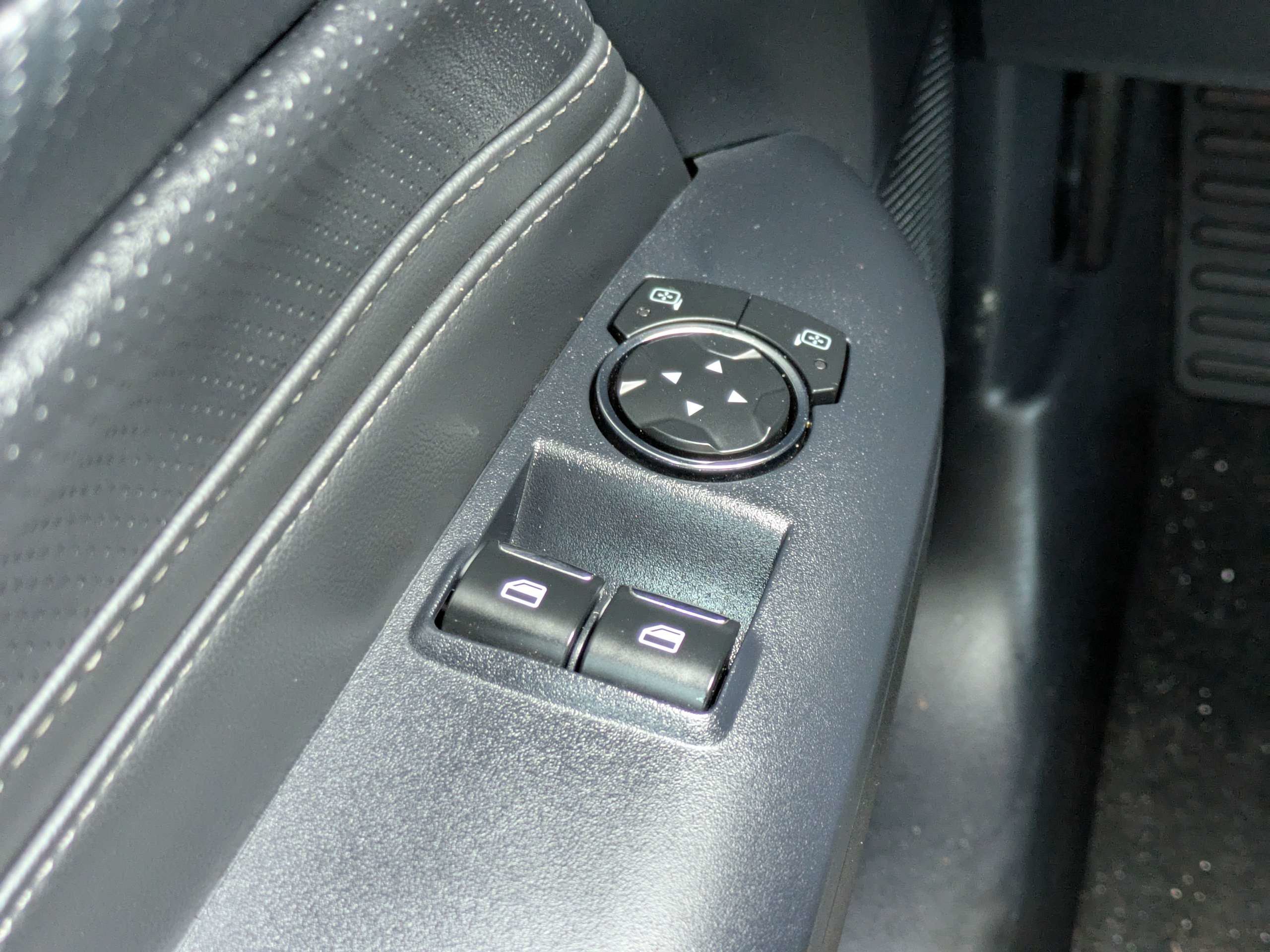 Used 2024 Ford Mustang Premium RWD image 23