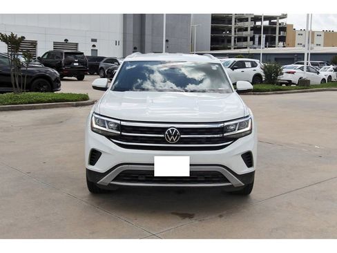 Used 2020 Volkswagen Atlas Cross Sport SE image 8