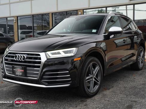 Used 2019 Audi SQ5 Premium Plus w/ Premium Plus Package image 3