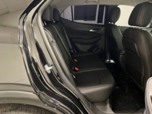 Used 2025 Buick Encore GX Sport Touring w/ Advanced Technology Package image 5