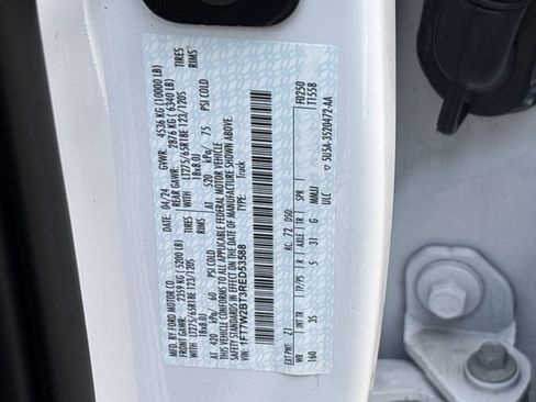 Used 2024 Ford F250 XLT image 33