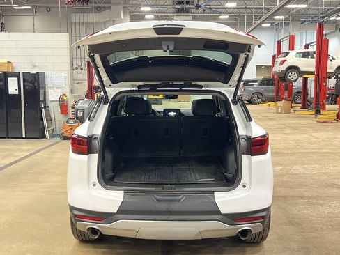 Used 2024 Chevrolet Blazer LT w/ Sound & Technology Package image 39