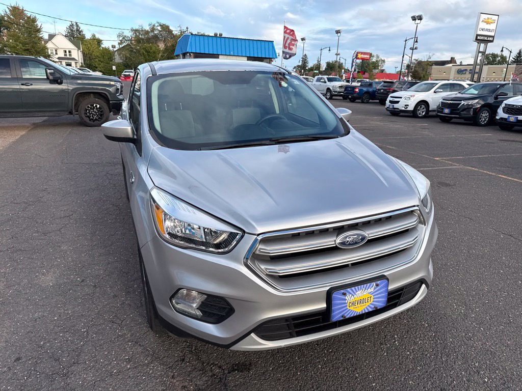Used 2017 Ford Escape SE AWD/4WD image 4