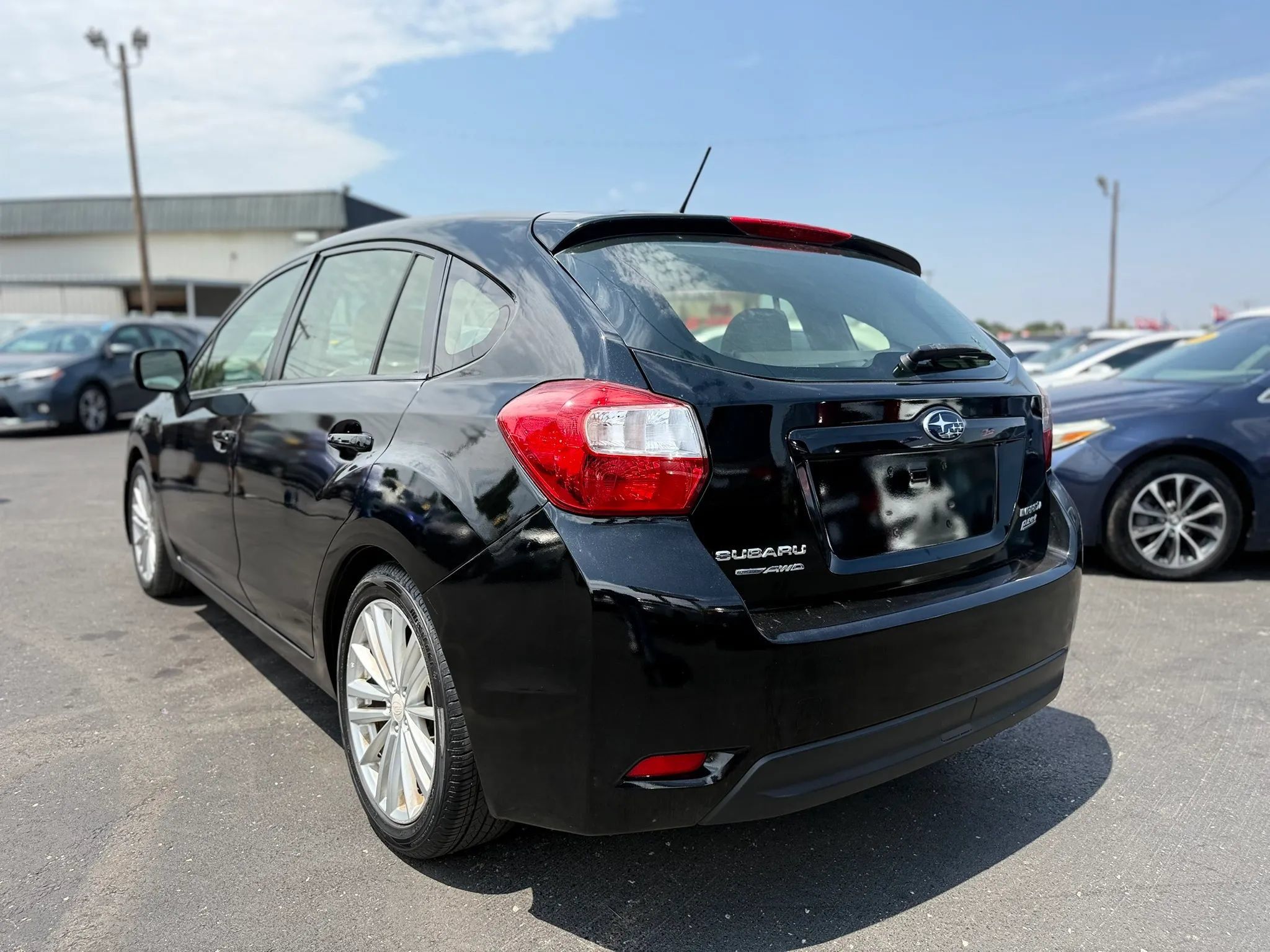 Used 2014 Subaru Impreza 2.0i Premium AWD/4WD image 5
