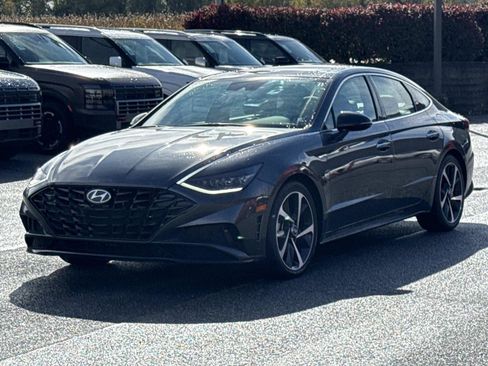 Used 2023 Hyundai Sonata SEL Plus w/ Preferred Accessory Package image 28