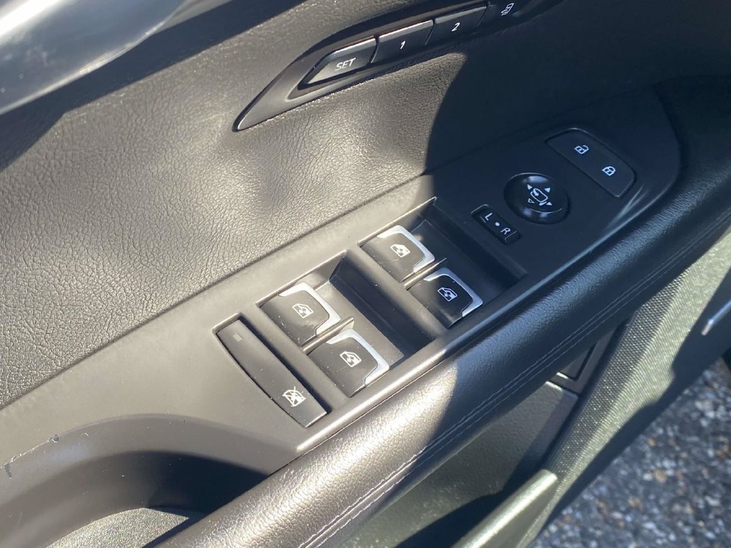 Used 2020 Cadillac CT6 Premium Luxury AWD/4WD image 20