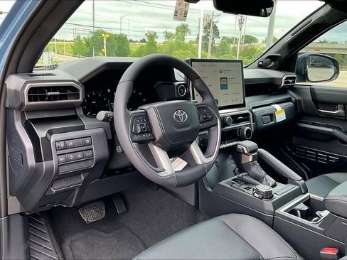 New 2026 Toyota 4Runner Limited AWD/4WD image 8