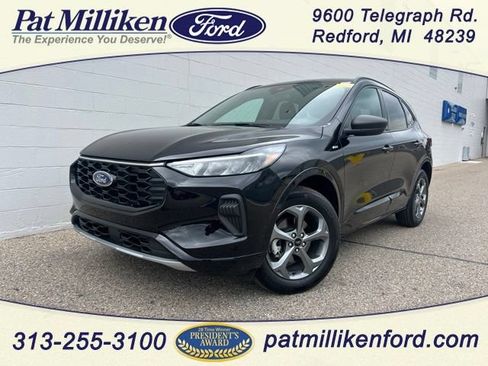 Certified 2024 Ford Escape ST-Line w/ Tech Pack #1 AWD/4WD image 1