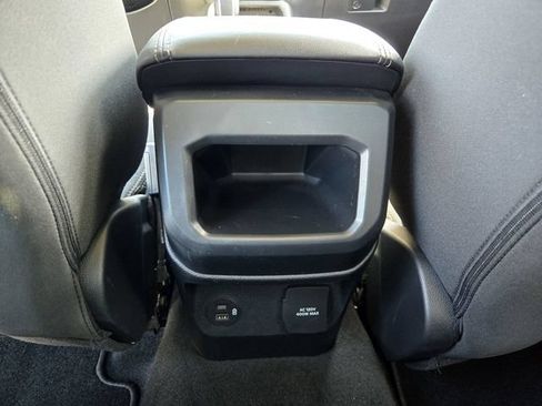 Used 2024 Ford Ranger XLT w/ Technology Package RWD image 13