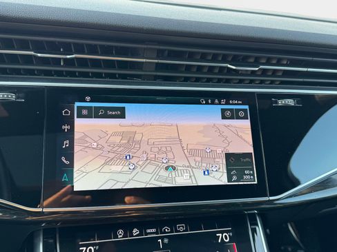 Used 2021 Audi Q7 3.0T Premium w/ Convenience Package image 27