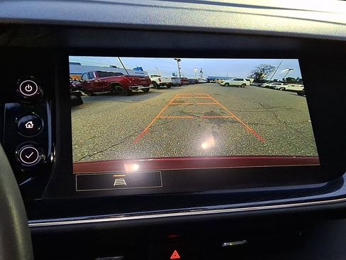 Certified 2023 Buick Envision Essence w/ Sport Touring Package image 18